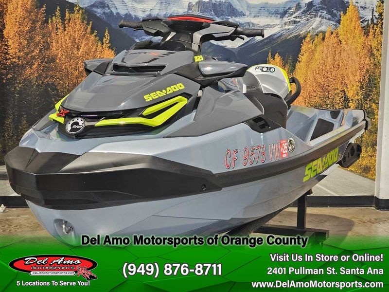 2024 Sea-Doo RXT-X 325 (SOUND SYSTEM) Image 5