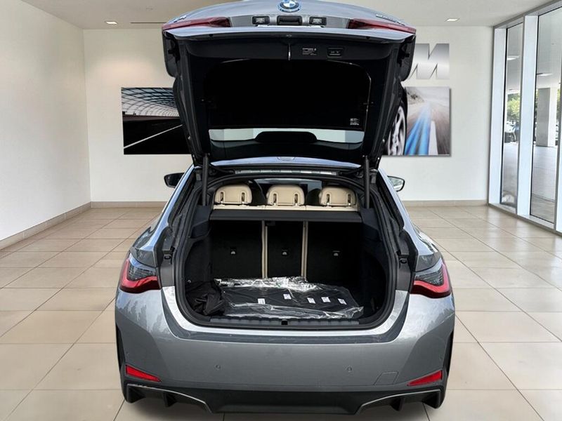 2025 BMW i4 eDrive40Image 15