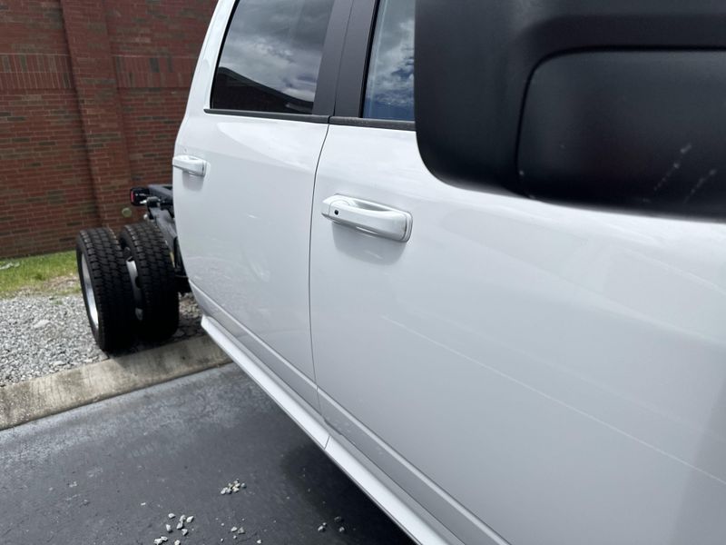 New 2025 RAM 4500 Big Horn Chassis Crew Cab 4x4 60