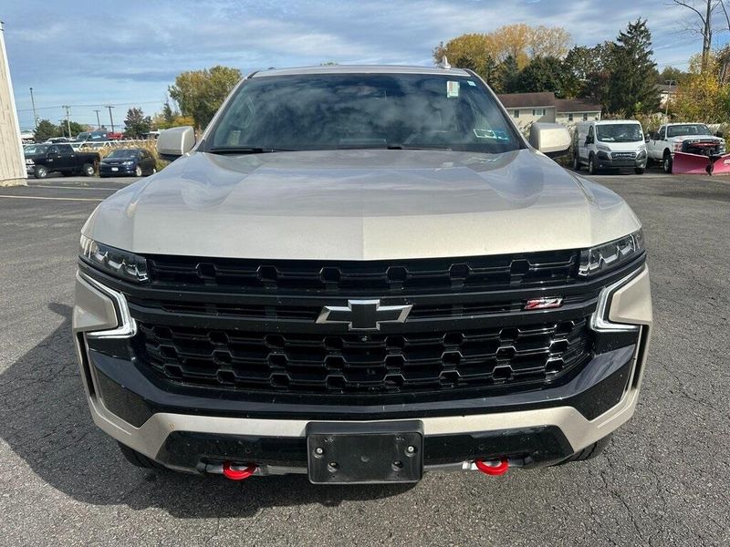 2024 Chevrolet Tahoe Z71 photo 2