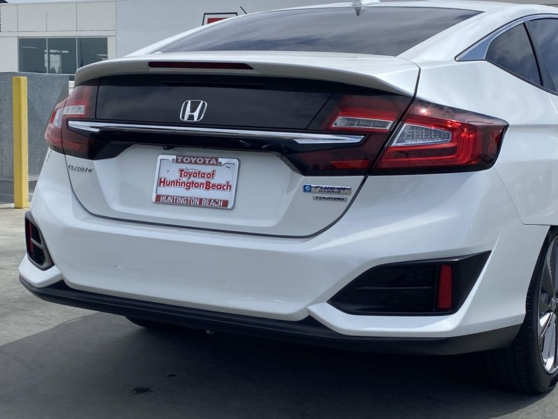 Used 2018 Honda Clarity Plug-In Hybrid TouringImage 5