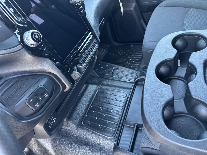 2025 RAM 4500 Tradesman Chassis Crew Cab 4x4 60
