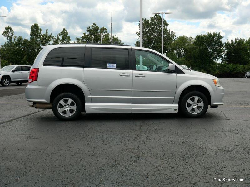 Used 2012 Dodge Grand Caravan SXT