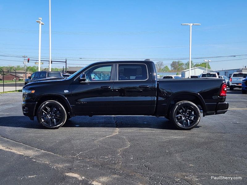 New 2026 RAM 1500 Laramie Crew Cab 4x4 5'7' Box