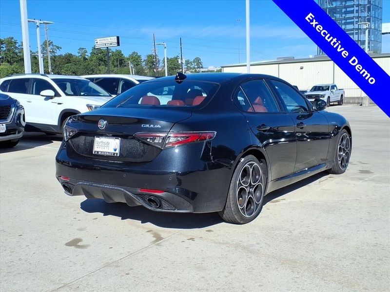 New 2025 Alfa Romeo Giulia RwdImage 7