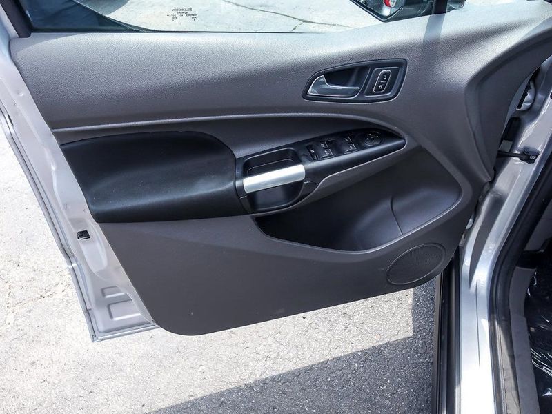 2019 Ford Transit XLT photo 21