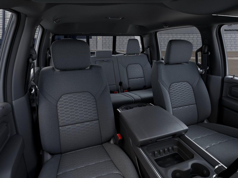 New 2027 RAM 1500 Express Crew Cab 4x4 5