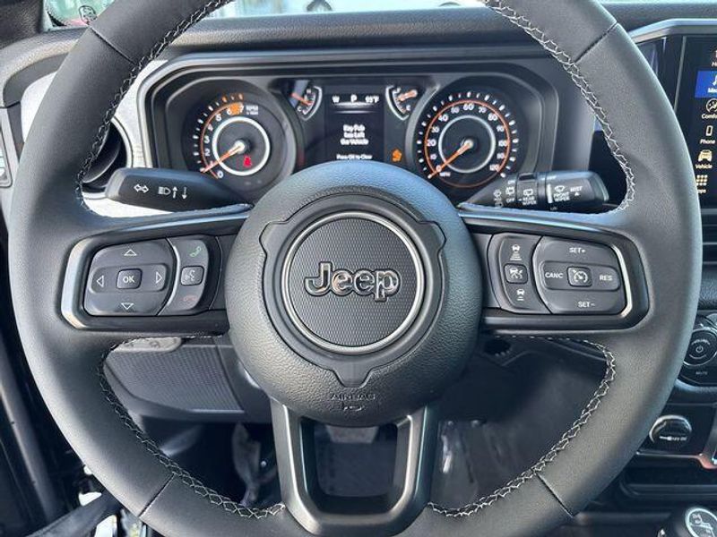 New 2026 Jeep Wrangler 2-door Sport SImage 17