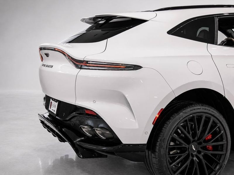 New 2026 Aston Martin DBX | Glenview Luxury Imports | Glenview, IL