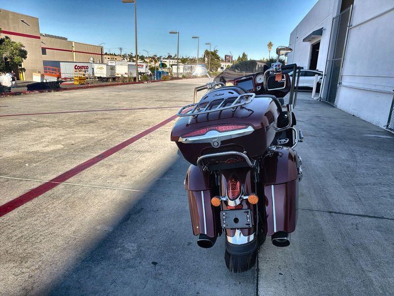 Used 2017 Indian Motorcycle Roadmaster Image 16
