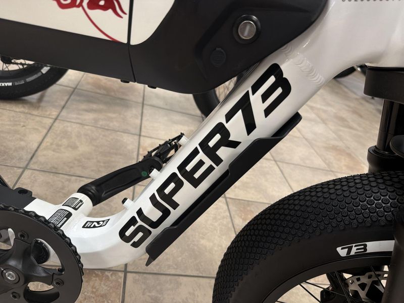 New 2026 Super73 ORACLE RED BULL RACING M1D SE Image 27
