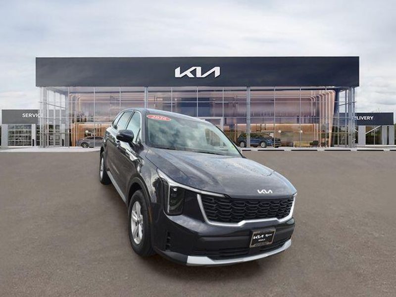 New 2026 Kia Sorento LXImage 10