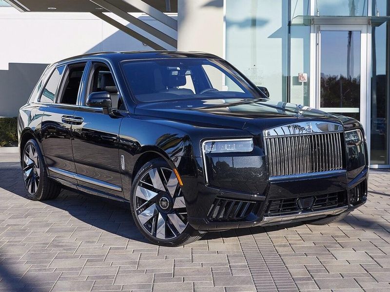 2025 Rolls-Royce Cullinan Image 5