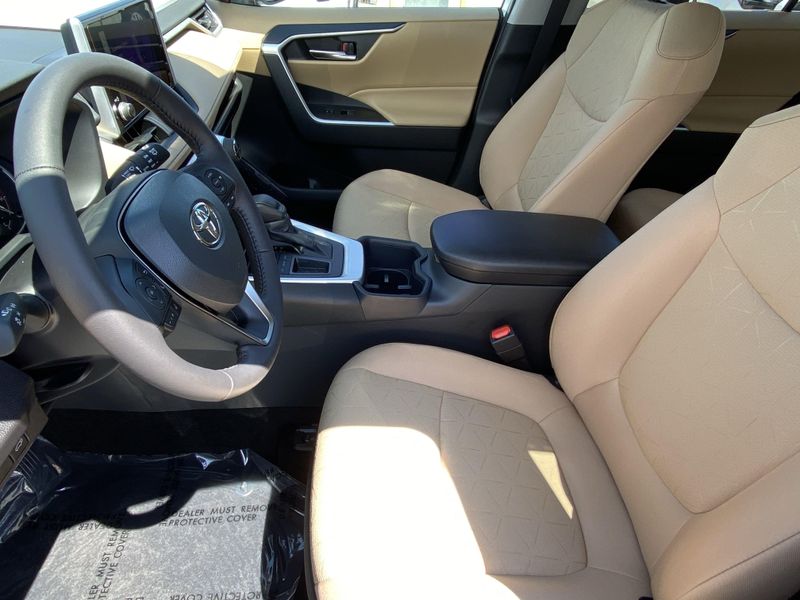 New 2025 Toyota RAV4 XLEImage 14
