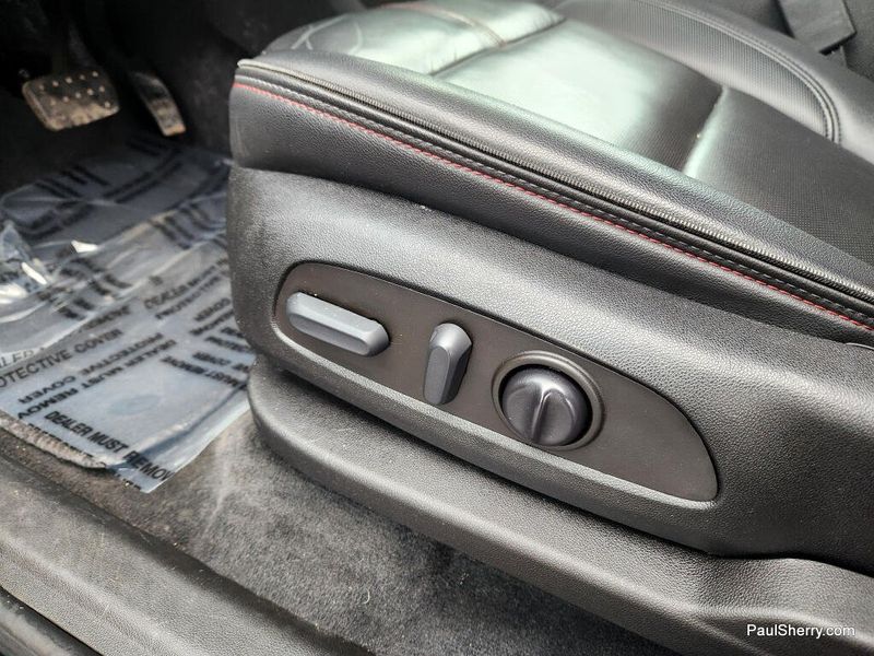 Used 2022 Chevrolet Traverse RS