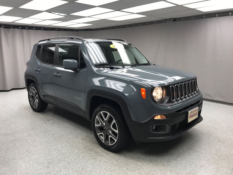 2017 Jeep Renegade LatitudeImage 17