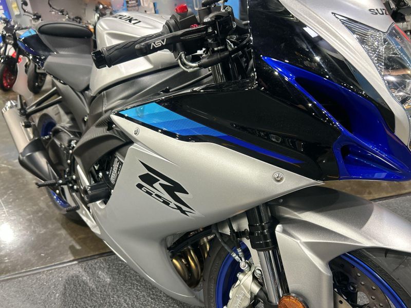New 2026 Suzuki GSX-R600 Image 27