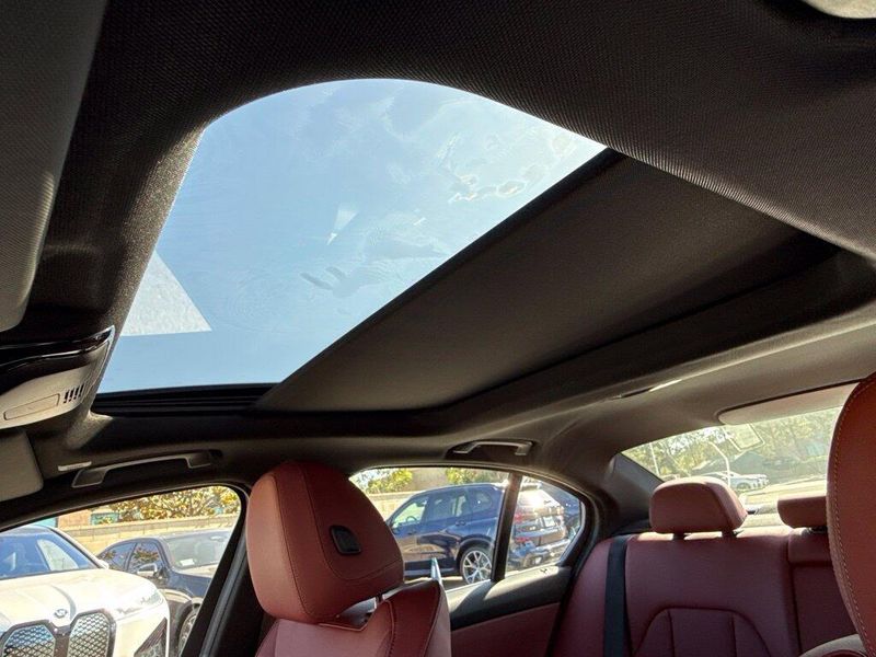 Used 2026 BMW 3 Series 330iImage 22