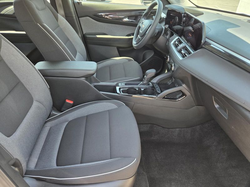Used 2025 Chevrolet Trailblazer FWD 4dr LS
