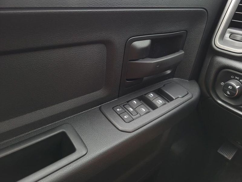 2025 RAM 2500 Tradesman Crew Cab 4x4 6
