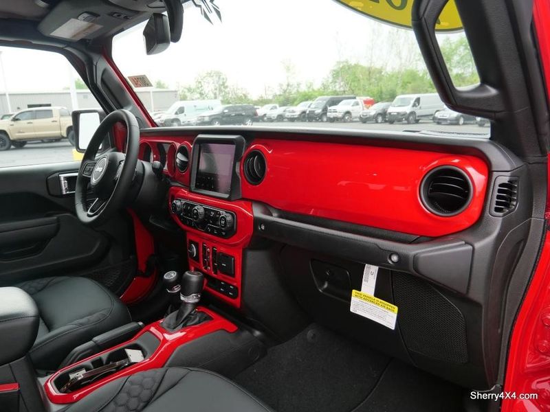 2022 Jeep Gladiator Sport S 4x4Image 40
