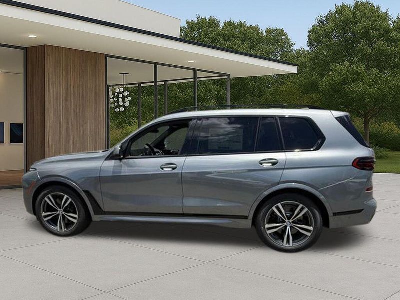 New 2027 BMW X7 xDrive40iImage 12