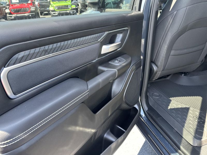 2025 RAM 1500 Big Horn Crew Cab 4x4 5