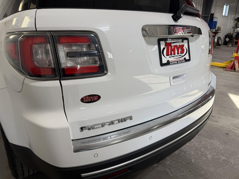 Used 2016 GMC Acadia SLTImage 5
