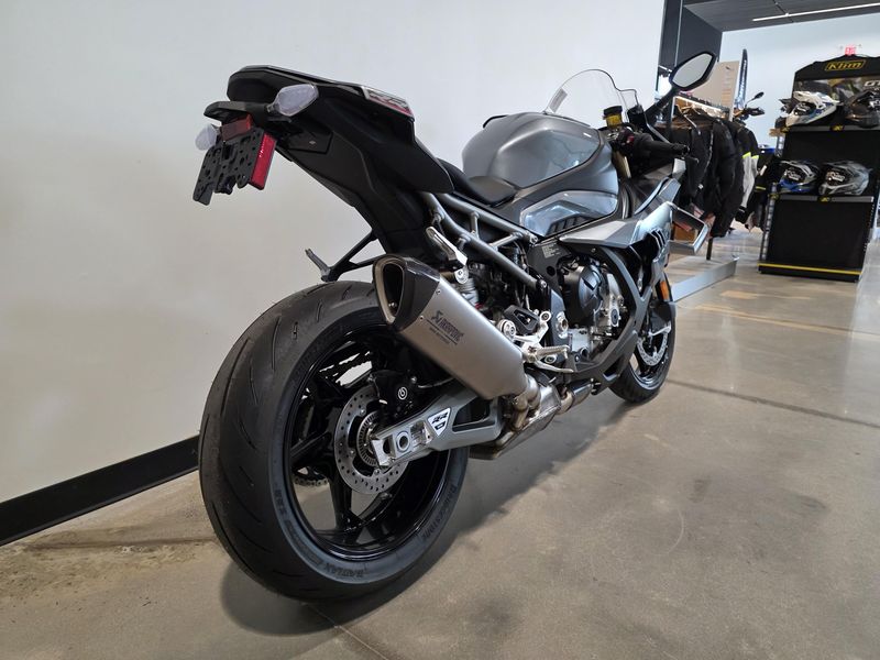 2025 BMW S 1000 RR