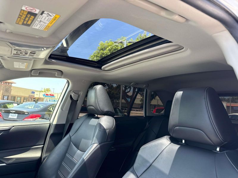 Used 2019 Toyota RAV4 XLE Premium FWD (Natl)
