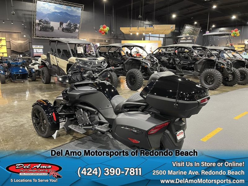 2023 Can-Am H8PA  in a MONOLITH BLACK SATIN / DARK exterior color. Del Amo Motorsports of Redondo Beach (424) 304-1660 delamomotorsports.com 