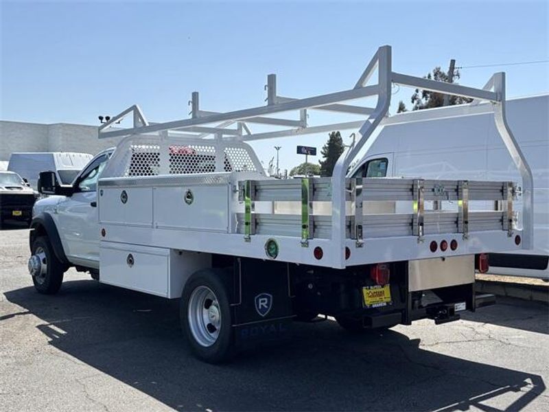 2024 RAM 5500HD TradesmanImage 2