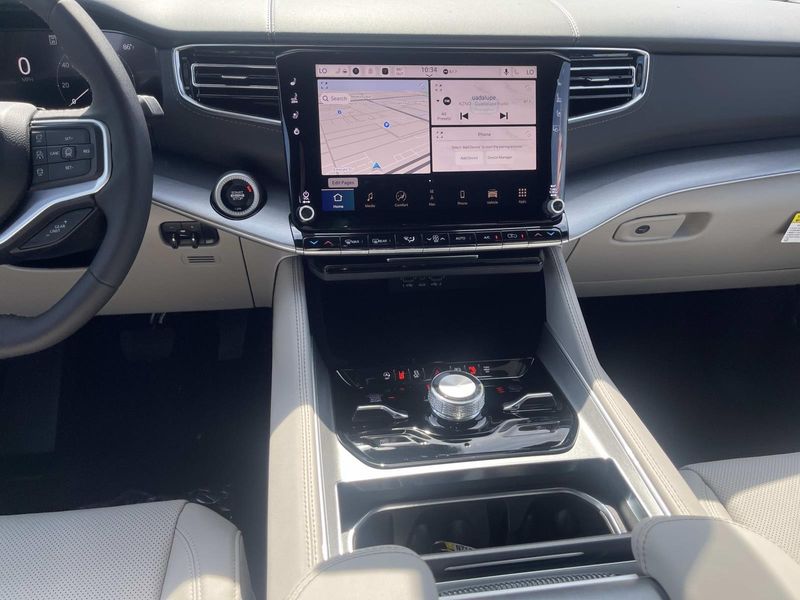2026 Jeep Grand Wagoneer Limited Reserve 4x4