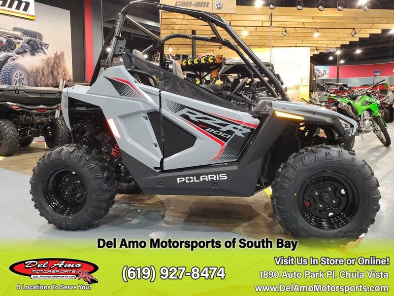 2024 Polaris RZR 200 EFIImage 5