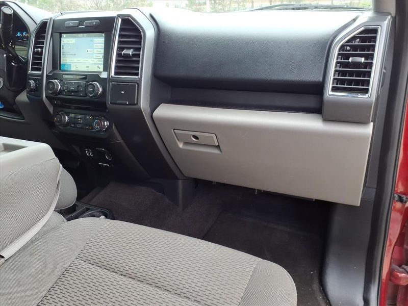 Used 2017 Ford F-150 XLTImage 9