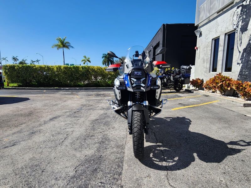 2026 BMW R 1300 GS AdventureImage 2