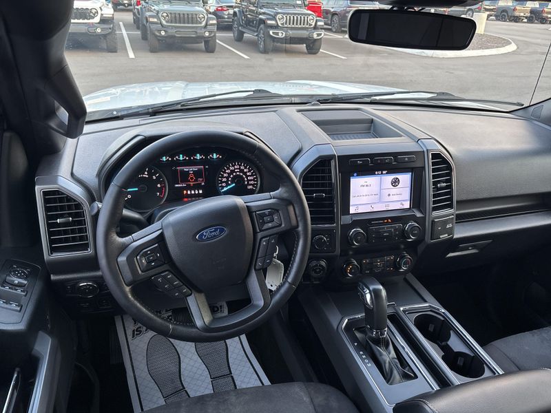 Used 2019 Ford F-150 XLTImage 9