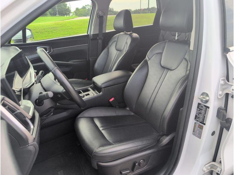 Used 2024 Kia Sorento SImage 10