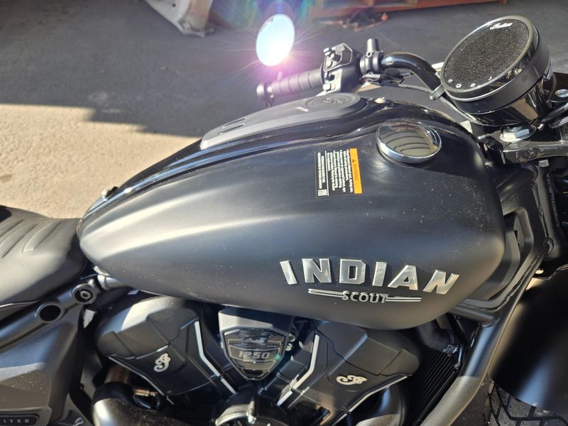 NEW 2025 INDIAN MOTORCYCLE SCOUT BOBBER LIMITED WITH TECHNOLOGY PACKAGE Image 20