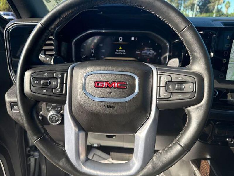 Used 2026 GMC Sierra 1500 ElevationImage 14