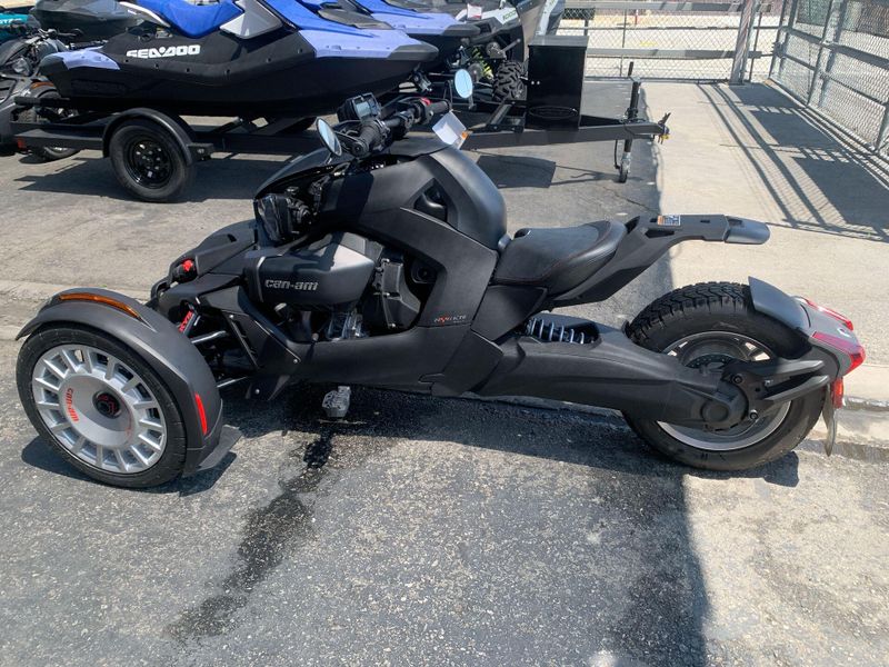 2024 Can-Am F5RC  in a CLASSIC, EPIC OR EXCLUSIVE PANEL COLOR OPTIONS exterior color. Del Amo Motorsports of Long Beach (562) 362-3160 delamomotorsports.com 