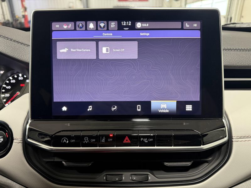 Used 2024 Jeep Compass LimitedImage 33