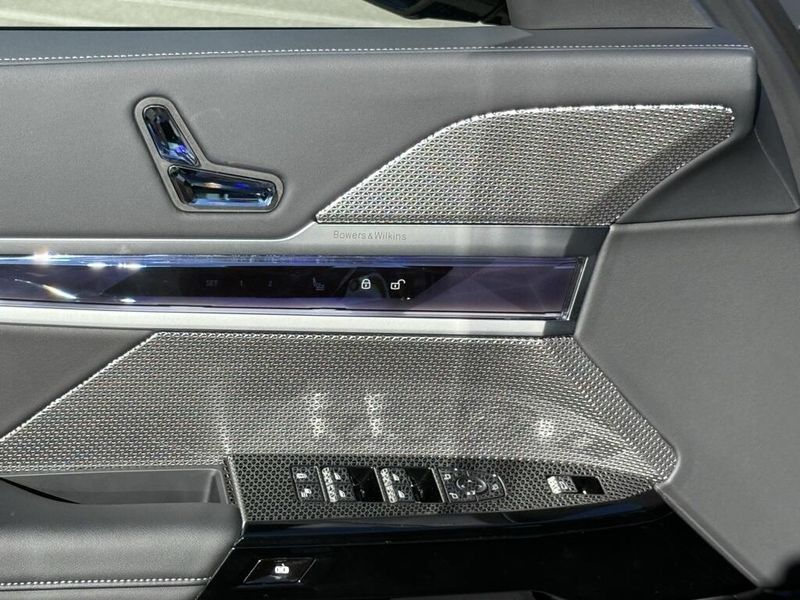 Used 2025 BMW 7 Series 740iImage 19