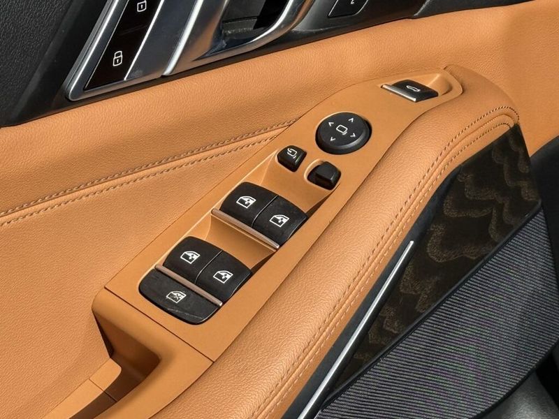2022 BMW X5 xDrive45eImage 20