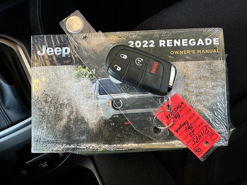 2022 Jeep Renegade LatitudeImage 8