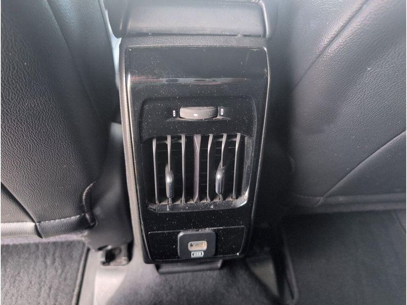 Used 2024 Jeep Compass LatitudeImage 33