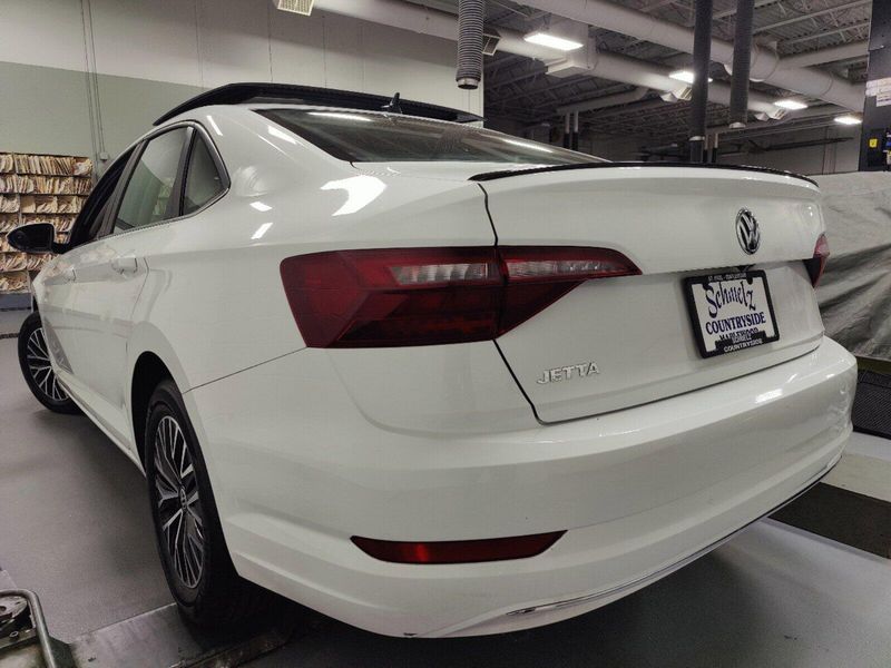 2021 Volkswagen Jetta SE w/Sunroof & Cold Weather PkgImage 10