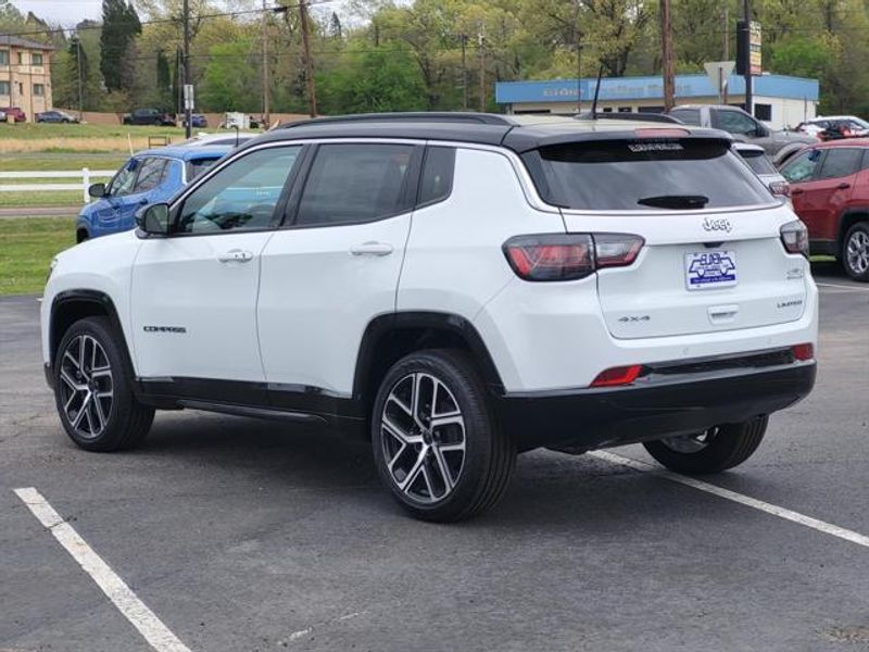 2025 Jeep Compass Limited 4x4Image 4