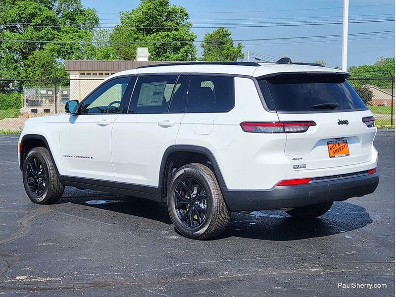 New 2026 Jeep Grand Cherokee L Laredo Altitude 4x4