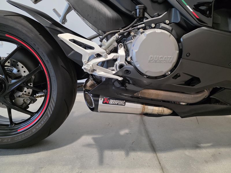 Used 2024 Ducati Panigale V2 